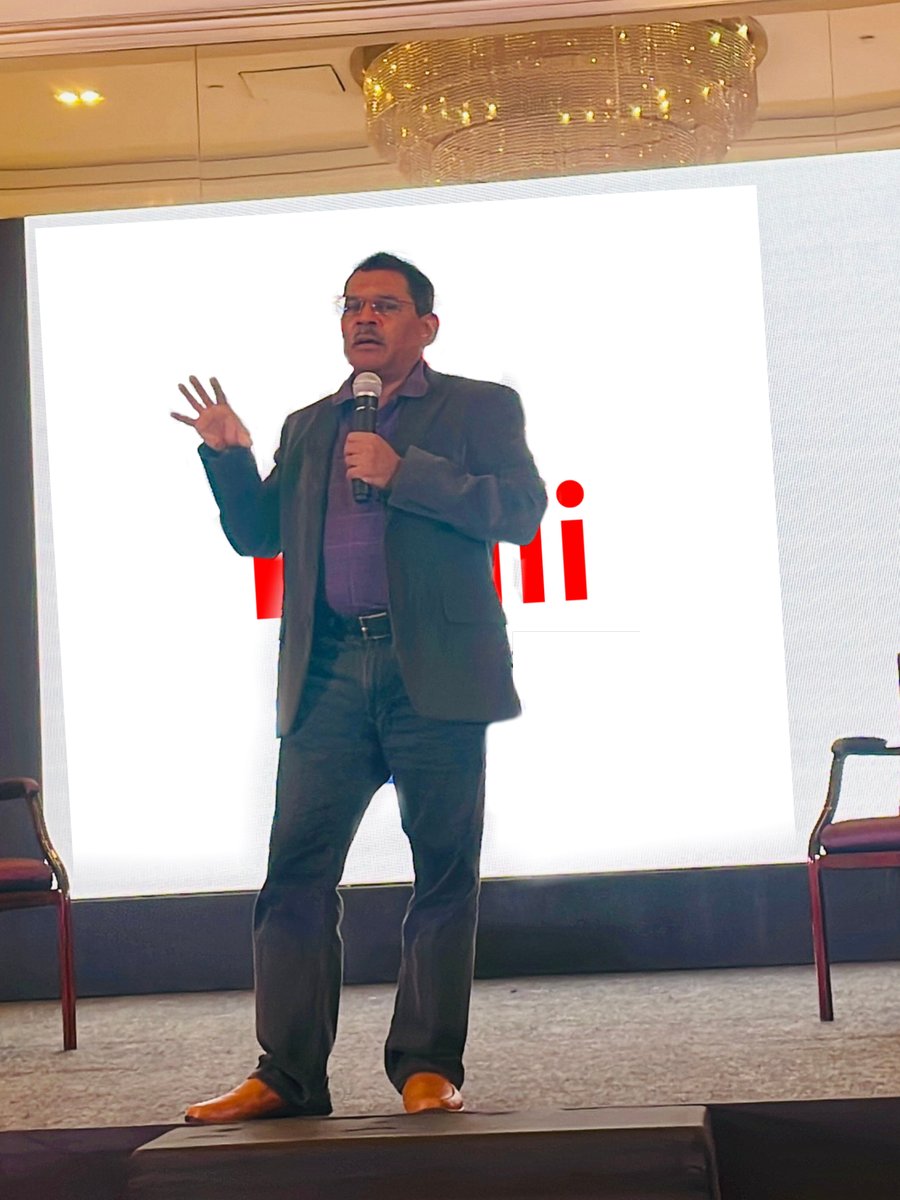 digii__official's tweet photo. We are delighted to have had the opportunity to engage in an enlightening "Charcha" with Sanjay Swamy, alongside the Digii team. We feel immensely grateful for his valuable insights, which have been instrumental in shaping our transformative journey with Digii.  #GoDigii https://t.co/eioxuzE78o