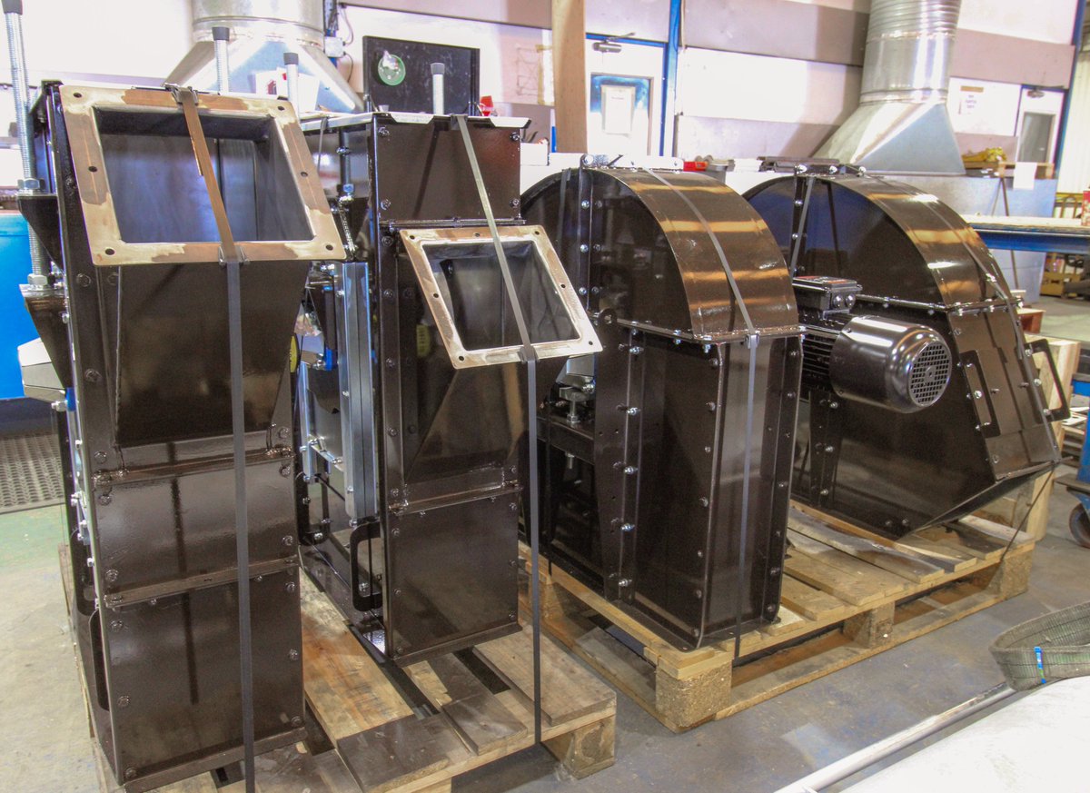 We are thrilled to introduce our Elevators in the rich Black Brown color, meticulously designed and manufactured to facilitate the movement of malt for a new distillery in Scotland.

#guttridge #mitchellsgroup #distillery #malting #mildsteel #madeintheuk #bulkmaterialhandling