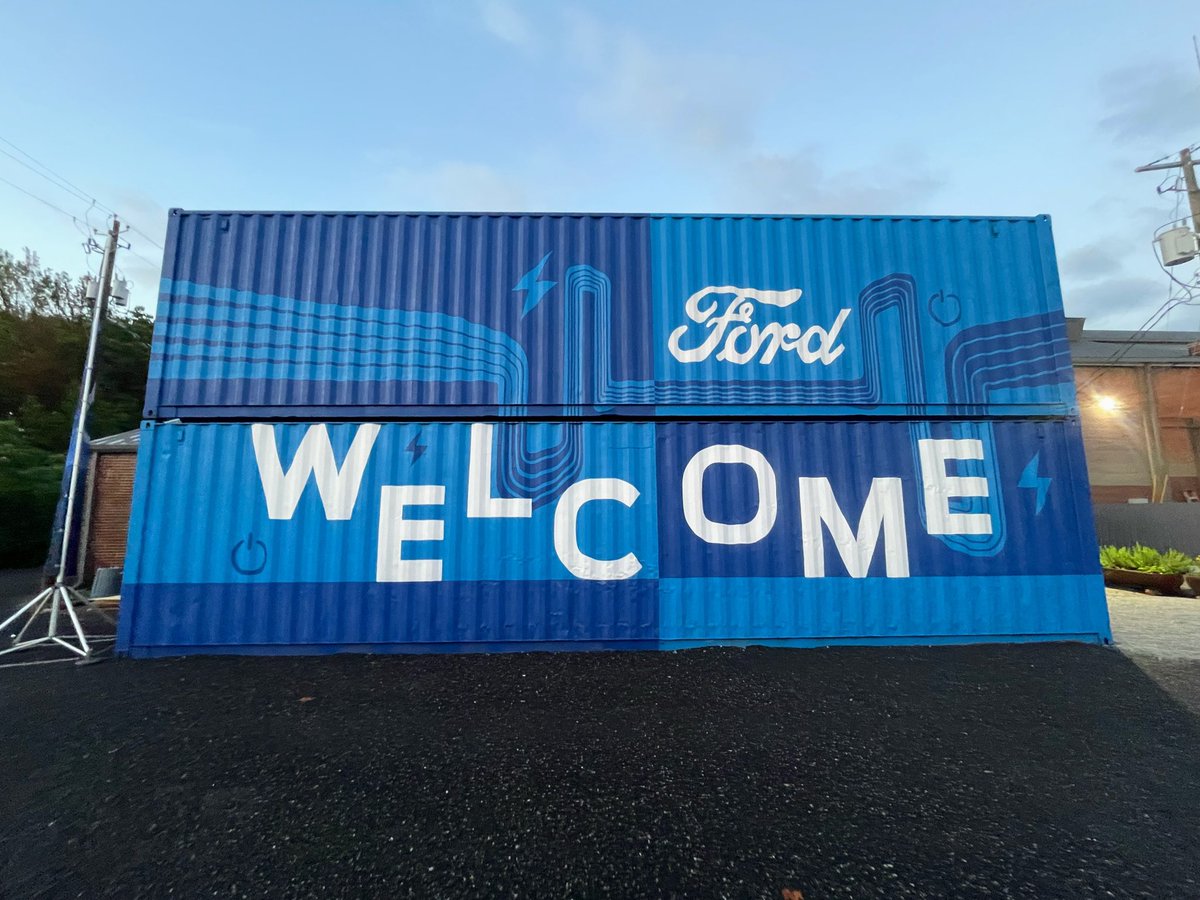 macheroadtrip's tweet photo. It’s another beautiful Atlanta morning and the Model e team is ready for another EV-filled day ⚡️

#modeleintensive https://t.co/0xl9f2MhSJ
