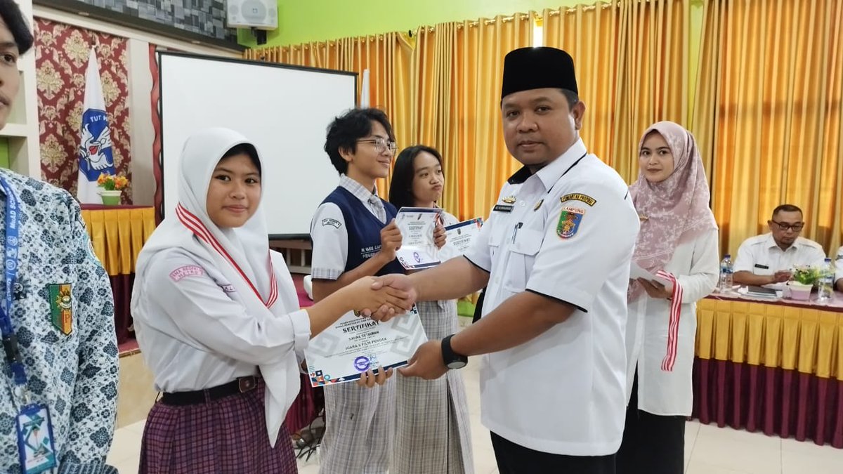 SMA Negeri 2 Metro, Lampung tweet media