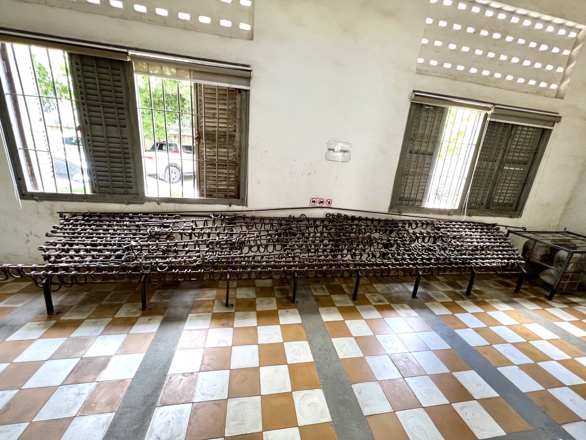 madel_suravilla's tweet photo. Pictures of equipments used to torture the prisoners to get informations. They were heinous & savage. First photo ~ hand & ankle cuffs.
This touched the very core of my being.. it was so sad. 😭
Vietnam & Cambodia Travel
Jul ~ Aug 2023
#TuolSleng
#PhnomPenh
#Cambodia🇰🇭 https://t.co/emAaVbsW4K