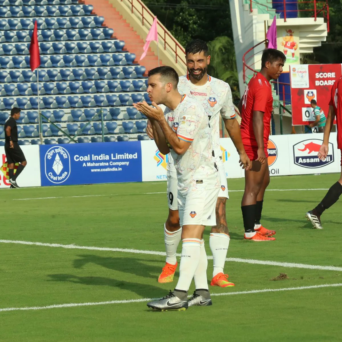 forcagoaorg's tweet photo. A remarkable start for our Gaurs! 🔥⚽
FC Goa dominated their first match of the season with a 6-0 victory! So proud to see the team in the Forca Goa Foundation inspired jersey. This win stands for the community! ✨ #UzzoOnceAgain
#ForcaGoaFoundation #ForcaGoa #Uzzo #ISL https://t.co/G2vJKO4JI5