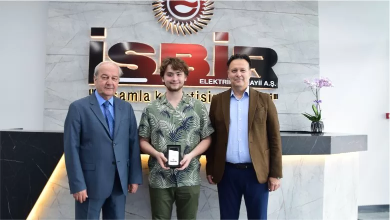 MerhabaBlk's tweet image. ✈️İŞBİR Türkiye’nin yerli katkı payı en yüksek jeneratörünü üretiyor 🛩️

gazetemerhaba.com/isbir-turkiyen…

#işbir #jeneratör @mesuteray101 #gazetemerhaba 

#klser #telegram #mazot #benzin #dilanpolat #akaryakıt #ErkinKoray #SavunmaSanayi #iha #siha
