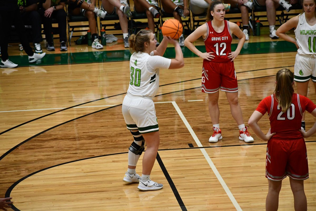 _brookestover's tweet photo. #WhyD3 

I get to play with my teammates who genuinely want to be there. D3 athletes are not given a scholarship we all genuinely pay to play. There is a balance between athletics and academics in D3 which allows us to focus on our academics while playing the game we love! https://t.co/qnfAM9aDwh