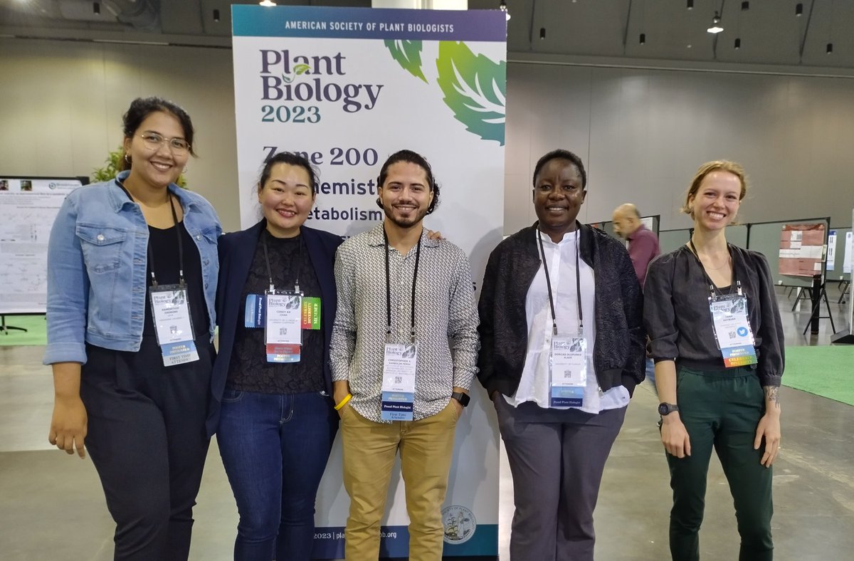 Congratulations, Team 4, for being such a great team! And yes, we won the Hackathon challenge!!! I hope to reunite with everyone in Hawaii next year!
Special thanks to <a href="/ASPB_ARN/">ASPB African Researchers Network</a> for having us on our challenge to bring vertical farming for a sustainable future! #PlantBio2023