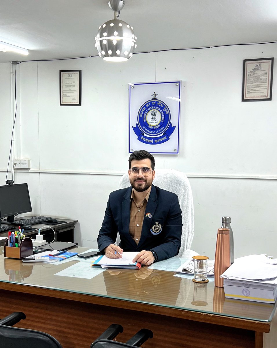 DrAsrarKichloo's tweet image. First independent charge.
Assistant Commissioner, Ahmedabad South.
Culmination of years of patience and effort as well as beginning of a new chapter 😇

#Grateful #IRS #UPSC