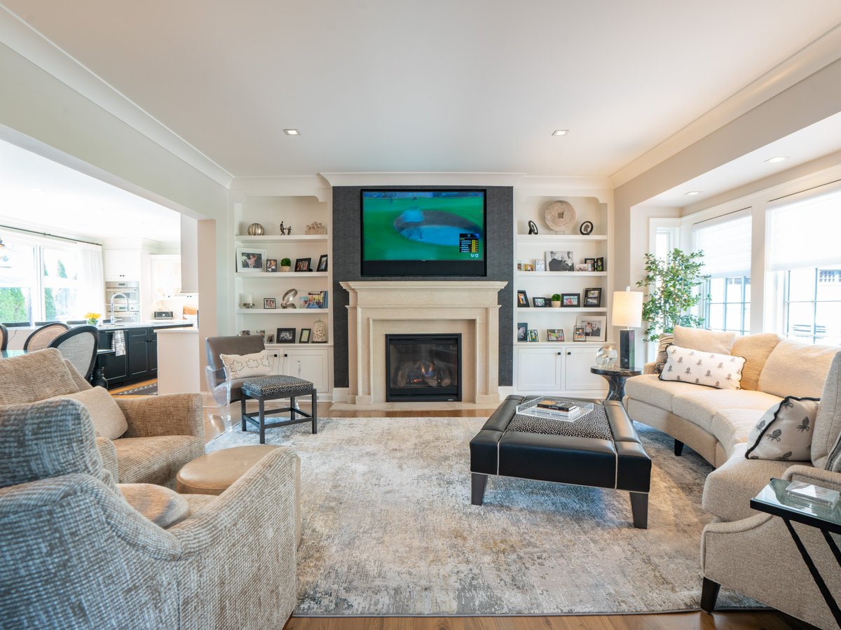 marinihomes's tweet photo. Open House Today 1-3pm.  1 Downton Walk Lane, Saratoga Springs. https://t.co/gYTYHAuWfl