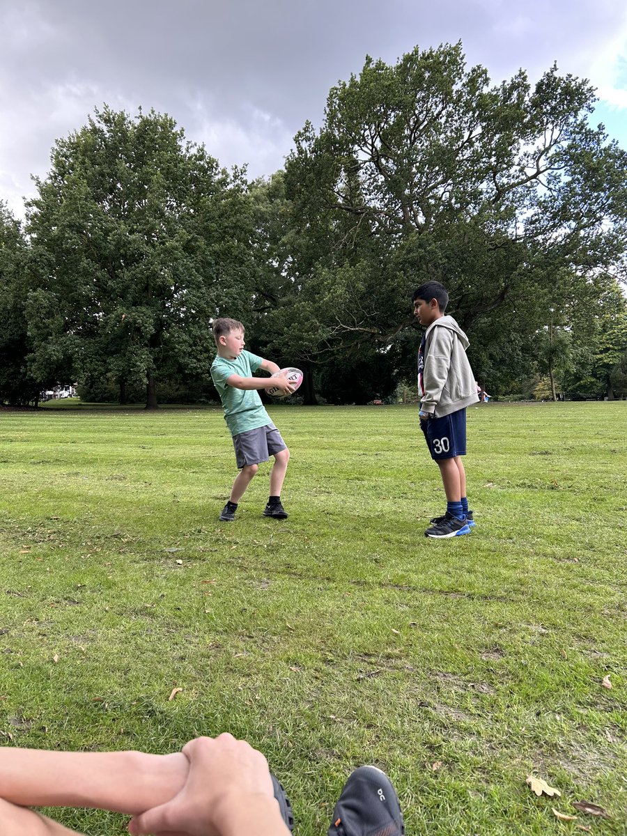 EmmsFerguson's tweet photo. Today Vaughn is showing Joaquin everything he learnt in his rugby lessons with @MrPhillipsMPS https://t.co/yWL8nPZhOI