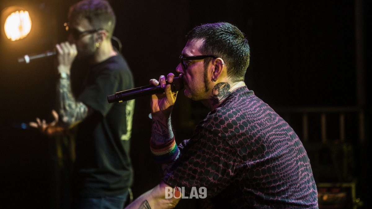 bolanueve_music's tweet photo. Así disfrutamos del concierto de @chikosdelmaiz en el Gasteizko Txosnak
Y no podemos dejar de compartir estos fotones de @AMakedaMk 📸
¡Tremendo bolazo! 🔥
__
#lcdm #yesfuture #bolanueve https://t.co/KsipuAUxoM