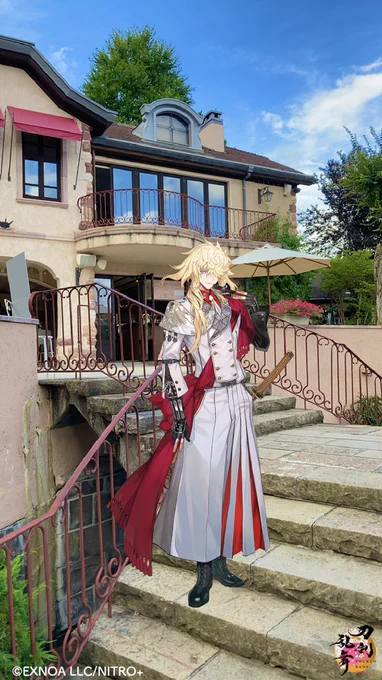 ヨーロピアン〜な場所に行ってきたので華やかに一文字で初お供写真撮ってきました。推しには階段が似合う…