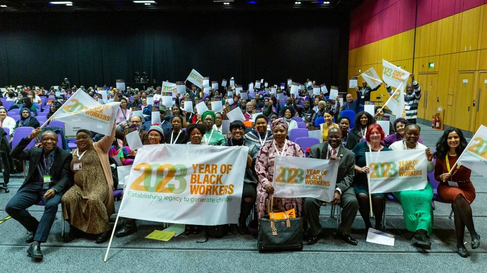 Scottishleftrev's tweet photo. Institutional racism in the workplace takes root in our schools. @UNISONtheunion’s 2023 Year of Black Workers campaign is supporting school staff to adopt anti-racist curricula and fight against the racism in our education system, writes @rrao90. 
https://t.co/2IKlptTqF1 https://t.co/rlJ7DJPZQa