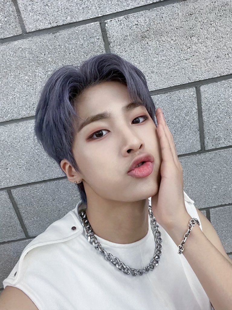 tan__official_'s tweet photo. [#지성] 아침일찍부터 오늘 하루 너무 고생 많았어 소다 ㅎㅎ

#티에이엔 #TAN #js_pic https://t.co/5OSt38jCUL