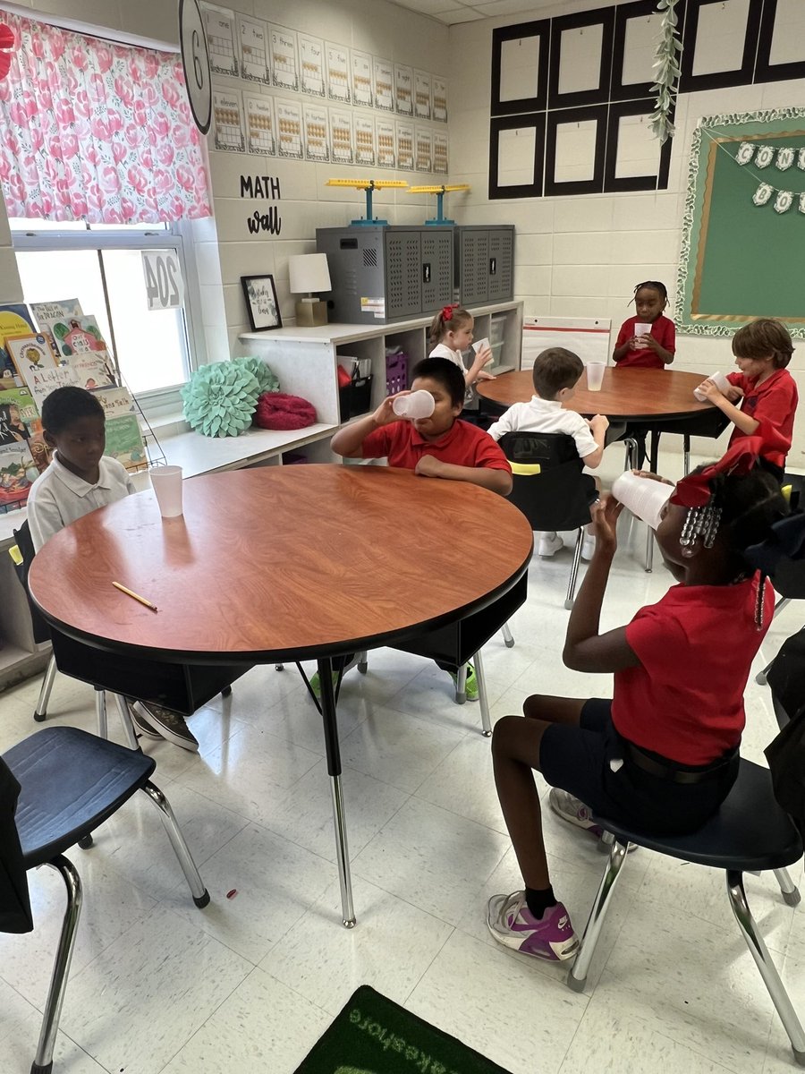 Golden2nd's tweet photo. It was a great day in second grade! We got the jitters out and worked in teams to get to know one another better. #aimforsuccess @MaryBAustin https://t.co/Ilon5AtApc