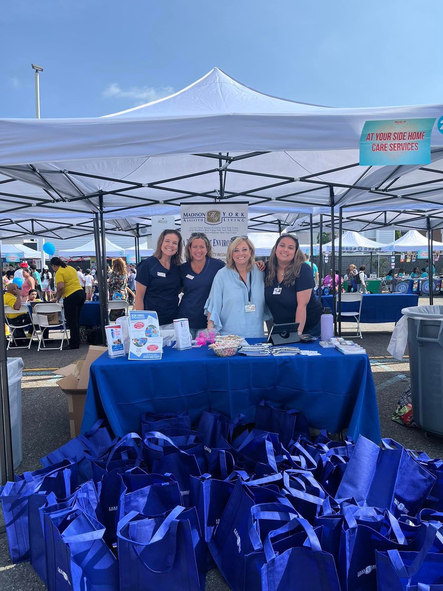 AtYourSide_HC's tweet photo. 2023 @WyckoffHospital Annual Health Fair ! “When you love what you do it’s not work”- thank you Wyckoff #Hospital for a great #event!🫶🫶🫶
#homecare

https://t.co/UFmkdhVzzo 🌏 https://t.co/LCQ125j9qQ