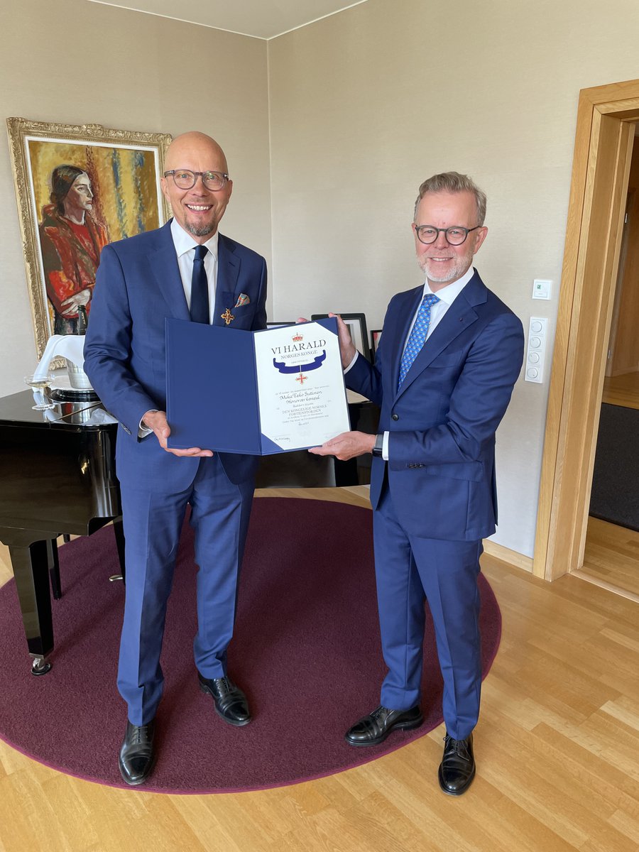 Congrats Mika Sutinen as Knight 1st Class of the Royal 🇳🇴 Order of Merit for your service as 🇳🇴 honorary consul in #Kuopio 🇳🇴🤝🇫🇮

🥳🎉👏‼️

<a href="/MikaSuti/">Mika Sutinen</a> 
<a href="/Kuopionkaupunki/">Kuopion kaupunki</a>