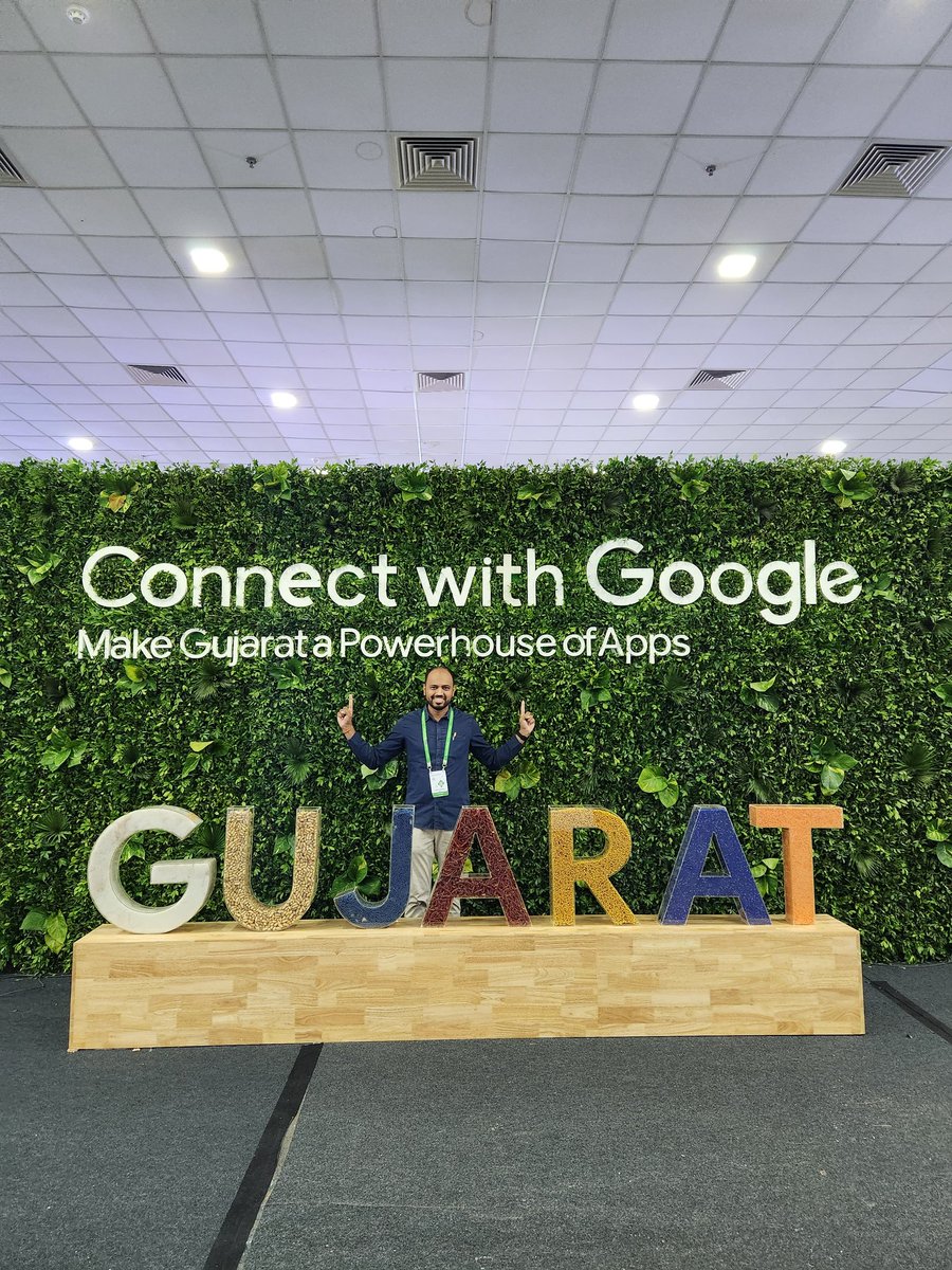 JaldeepAsodariy's tweet photo. Hello #Ahmedabad 👋
#ConnectWithGoogle #GDGAhmedabad #GoogleDevs https://t.co/1zfY1PE8op