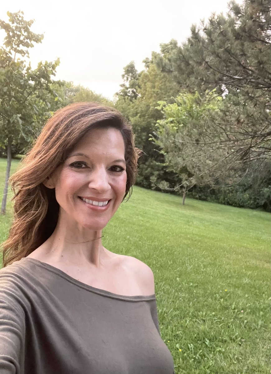 Melanie Korach🇨🇦 tweet media