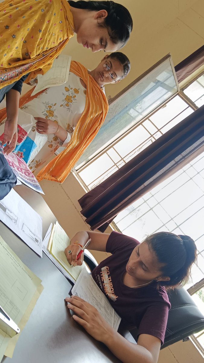 YogiJi31's tweet image. #सेवा_ही_संकल्प❤️
#help_desk
#ABVPForStudents 
राजकीय महाविद्यालय सितारगंज में प्रवेश संबंधित किसी भी प्रकार की समस्या हेतु सम्पर्क करे.... 
प्रवेश के 15वें दिन अपने साथियों के साथ सेवा जारी....
#ABVP_SITARGANJ