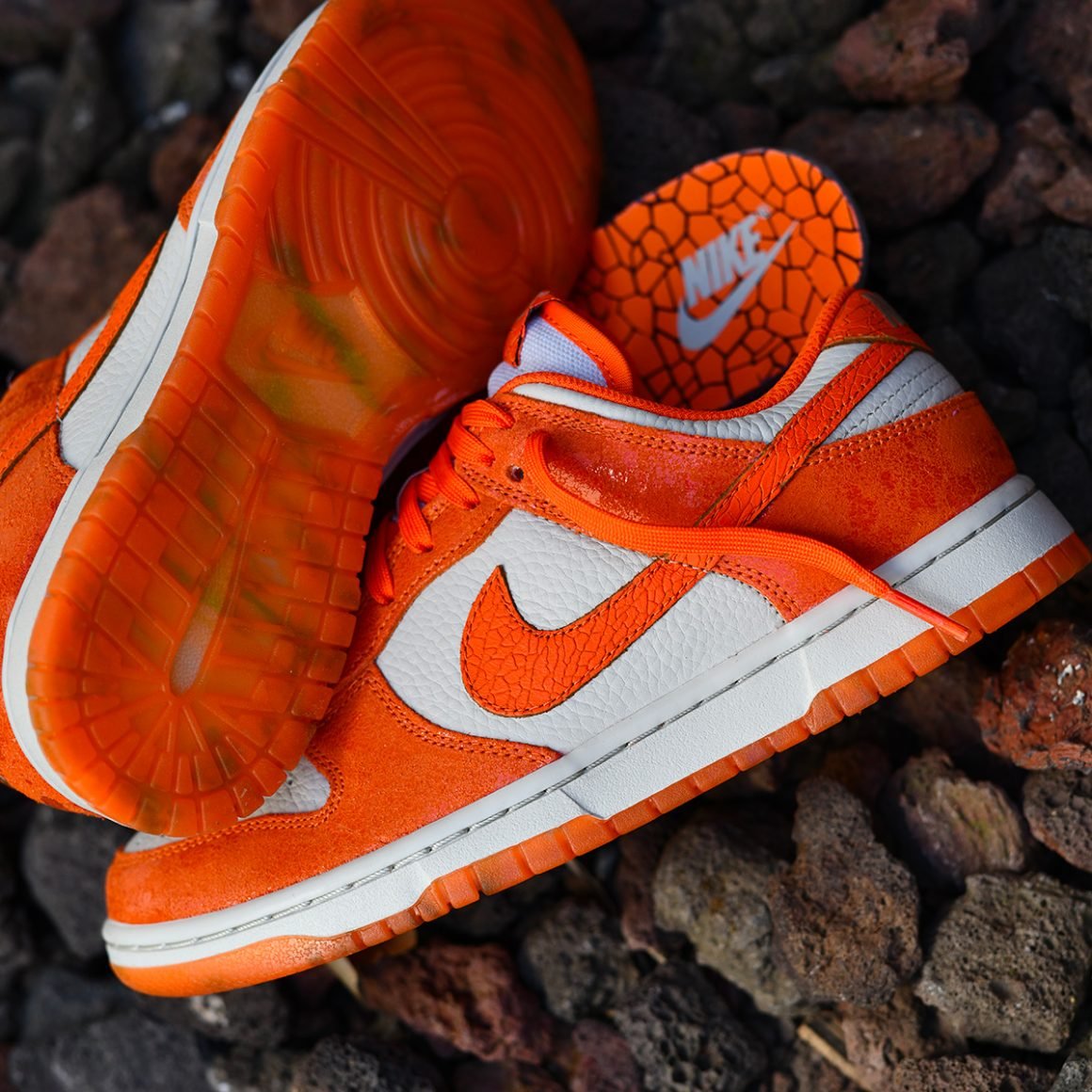 【国内 8/9 発売予定】
・オンライン 8/9 9:00~

ナイキ ウィメンズ ダンク ロー "シラキュース/クラックドレザー" (NIKE WMNS DUNK LOW “Syracuse/Cracked Leather") [FN7773-001]

fullress.com/nike-wmns-dunk…