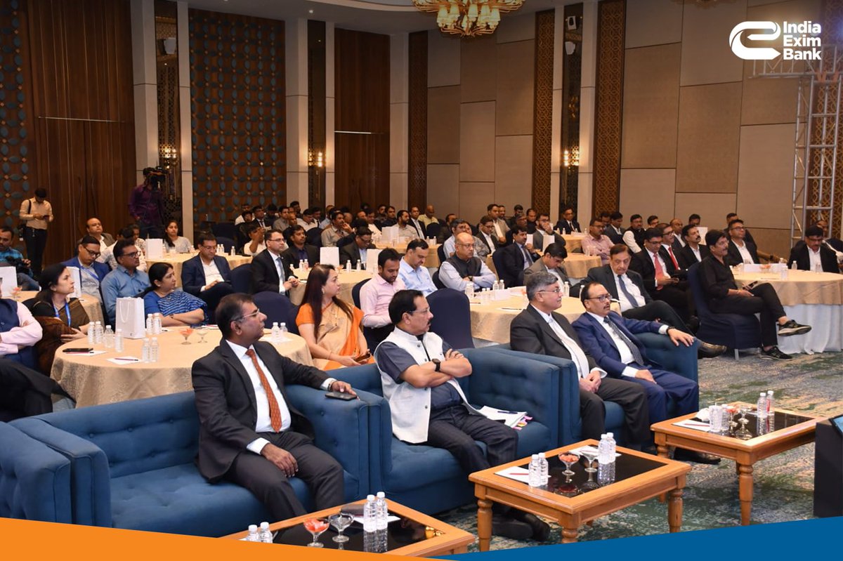 IndiaEximBank's tweet photo. The office of India Exim Finserve was inaugurated by Dr. Vivek Joshi, Secretary, Department of Financial Services, Ministry of Finance at the GIFT City in Gujarat in the presence of esteemed dignitaries.
#IndiaEximFinserve #NewSubsidiary #IndiaEximBank #FinancialSolutions https://t.co/JA35WBorI4