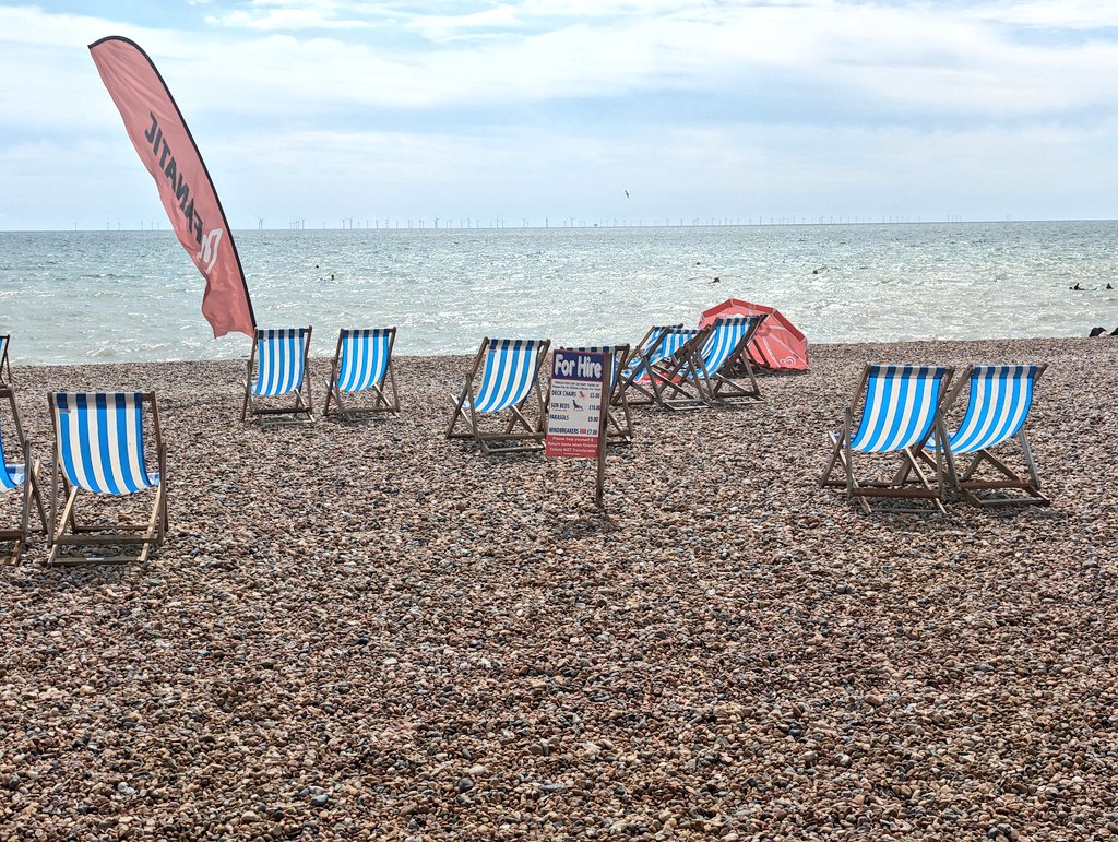 WillCardale4536's tweet photo. Long weekend in Brighton strolling in Stamner Park & along the beach ⛱️
#visitbrighton #brightonweekends #stamnerparkfalmer https://t.co/5J3ZPev8zG