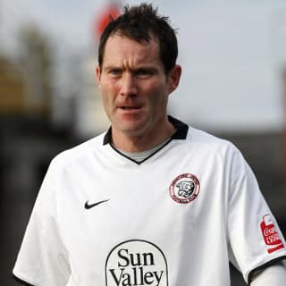 HerefordFC's tweet photo. PLAY FOR GUINAN! Ever fancied playing alongside some Hereford legends?

There's a unique opportunity for supporters to feature alongside the likes of Browner, Travis, Purdie and Guinan. 

Email jgriffiths@herefordfc.co.uk for more details - but be quick, spaces are limited! https://t.co/Lgva82DDlb