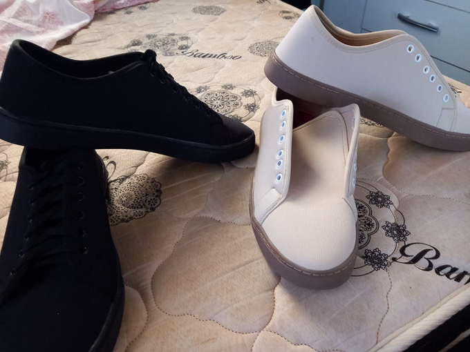 Kit 2 Sapatenis Masculino Casual Estilo Moderno Rockie Preto/Palha