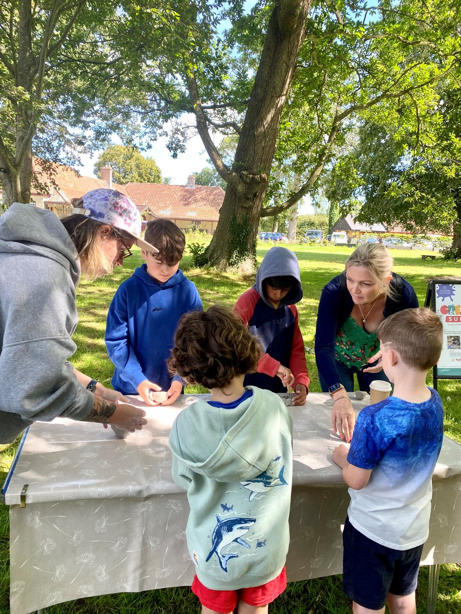 JerseyHeritage's tweet image. There's no better place to embrace the ancient art form of #Pottery than at #LaHougueBie where all this week we're using natural materials found around the site to make coil pots as part of our #CreativeSummer series, sponsored by @OgierGroup.

#Summer #FamilyFun #KidsInMuseums