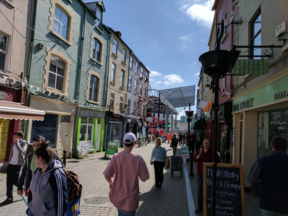 HannahRMarston's tweet photo. 📢Seeking participants (18+ yrs) to complete an online survey about #agefriendly cities &amp; communities 

😎Languages: English &amp; Welsh  
🏘️ If you live across 🇮🇪🇬🇧 
✅OU Ethics 
↪️https://t.co/1PGYRUDQ97 
👍 Pls. share across your networks, TIA.

 #gerotwitter https://t.co/GAD2Va27mU
