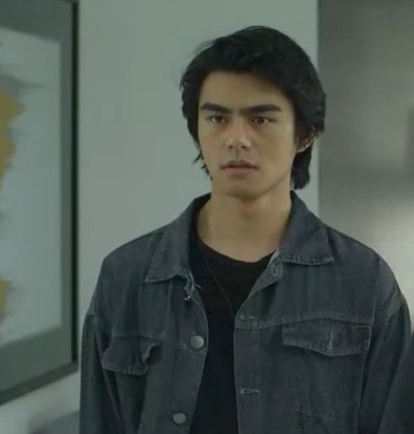 Ang nag iisang Mark Gordon 

#V5LegacySteveVsZardoz