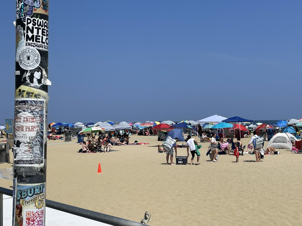 Jennifer Vinopal tweet media