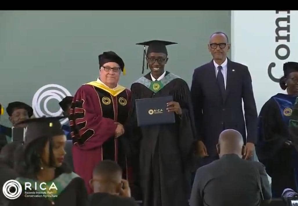 AlineSanny's tweet photo. Wow🥹💛! 

The 2nd most outstanding student among 75 at @RICA_Rwanda graduation! 

What to even say? You've always lived the meaning of your name "Brave"!! 

Proud is an understatement! Congratulations to my baby brother❤️👏🏽🙌🏽 https://t.co/iwf6S6AhJQ