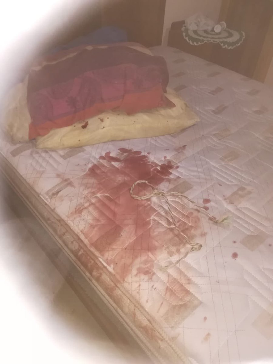 IanCameron23's tweet photo. 1/13🩸WARNING GRAPHIC🩸
This is a thread of a few photos myself or colleagues of mine took over the years at farm attack scenes, some from newspapers &amp; others reports or victims after the attack they survived. The aim is not to desensitise but rather to show the crisis is real. https://t.co/3P4s3Ad3m3