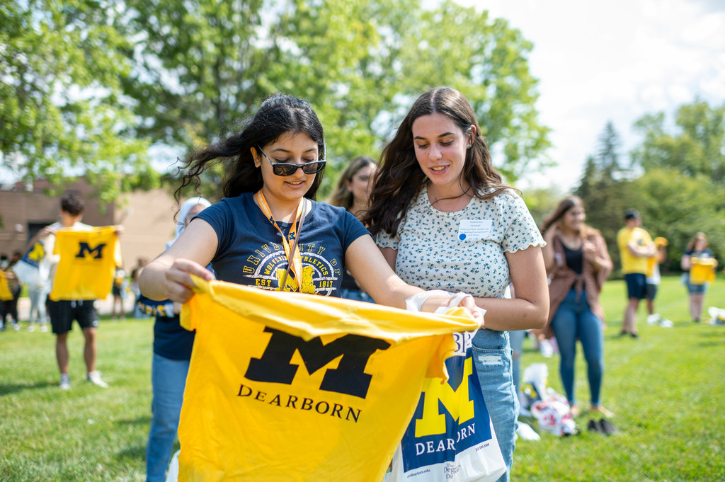 Wolverine Welcome Day is coming up! Make sure you are registered and check out our website for more information about the day! - umdearborn.edu/admissions/und…
#GoBlue #GoDearborn