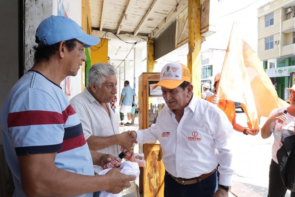 AtilioCruz58's tweet photo. ¡Muchas gracias #Progreso!

#AtilioCruz🤝 Lucharemos por un Guayas de oportunidades. ¡UNO para todos, y todos para UNO! 💪🏻

#AtilioAmigoAsambleista #Distrito3 #Votatodo1 ✍️#LaUNOaLaAsamblea #CentroDemocrático https://t.co/7bfRG2KKRm