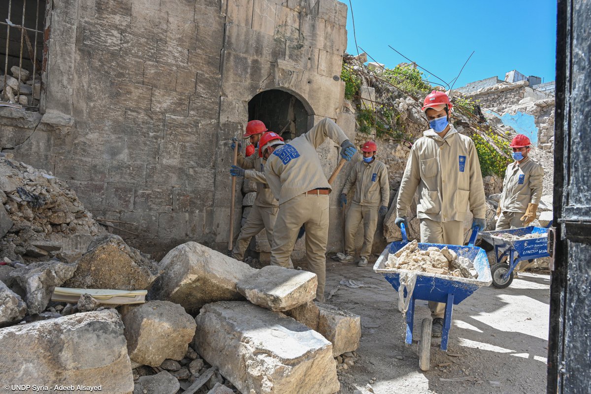 6 months since the #Syria earthquakes &amp; impact on communities still profound
🔹7:10 ppl need humanitarian assistance
🔹1/2 mil. displaced
🔹85% of households struggle to meet basic needs
<a href="/UNDP/">UN Development</a> continues to support livelihoods &amp; build resilience
#RecoveryCannotWait #LifeLineofHope