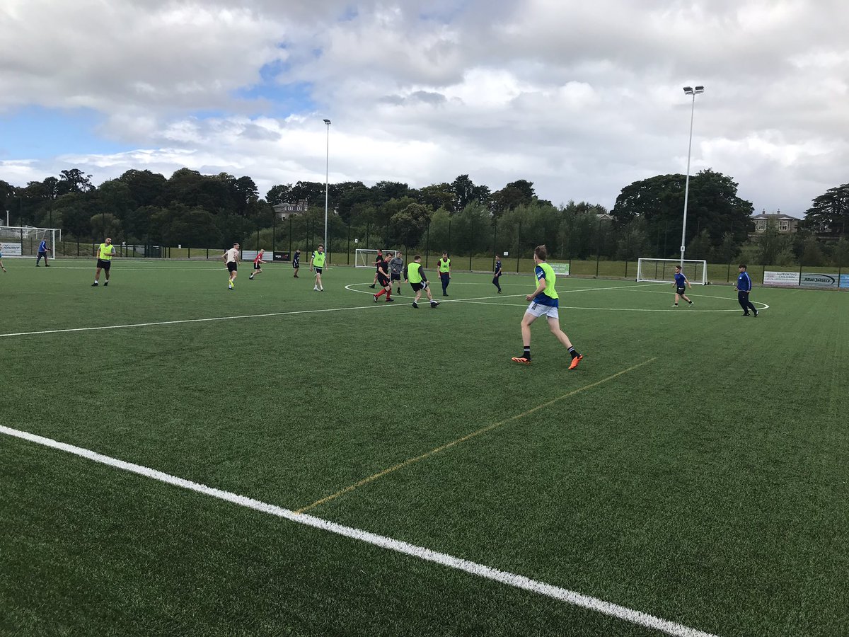 ElginSportsCT's tweet photo. … And football continues at The Gleaner arena with the Active Recovery Moray football session this afternoon. Great to see everyone down as well as new faces. An impressive 15-aside game kept everyone involved 😅

#ActiveRecoveryMoray https://t.co/NWooG7wcam