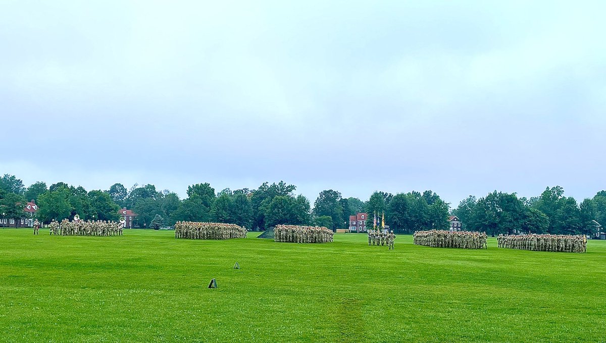 USArmy_G1's tweet image. @USArmy is breeding leaders every day on behalf of our nation through the @ArmyROTC. @TRADOC executes #AdvancedCamp every year, under the direction of @TradocCG, @CG_ArmyROTC &amp;amp; @AmandaAzubuike. LTG @DougStittArmy was honored to speak to #CST2023 graduates today @FortKnoxKY.