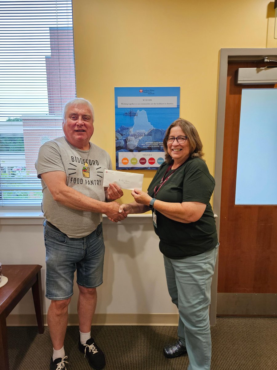 SMHCHealth's tweet image. Thank you to our care team members for the hard work and generosity in organizing a successful food drive. Team members across SMHC donated over 500 pounds of food along with a monetary donation to the Biddeford Food Pantry.