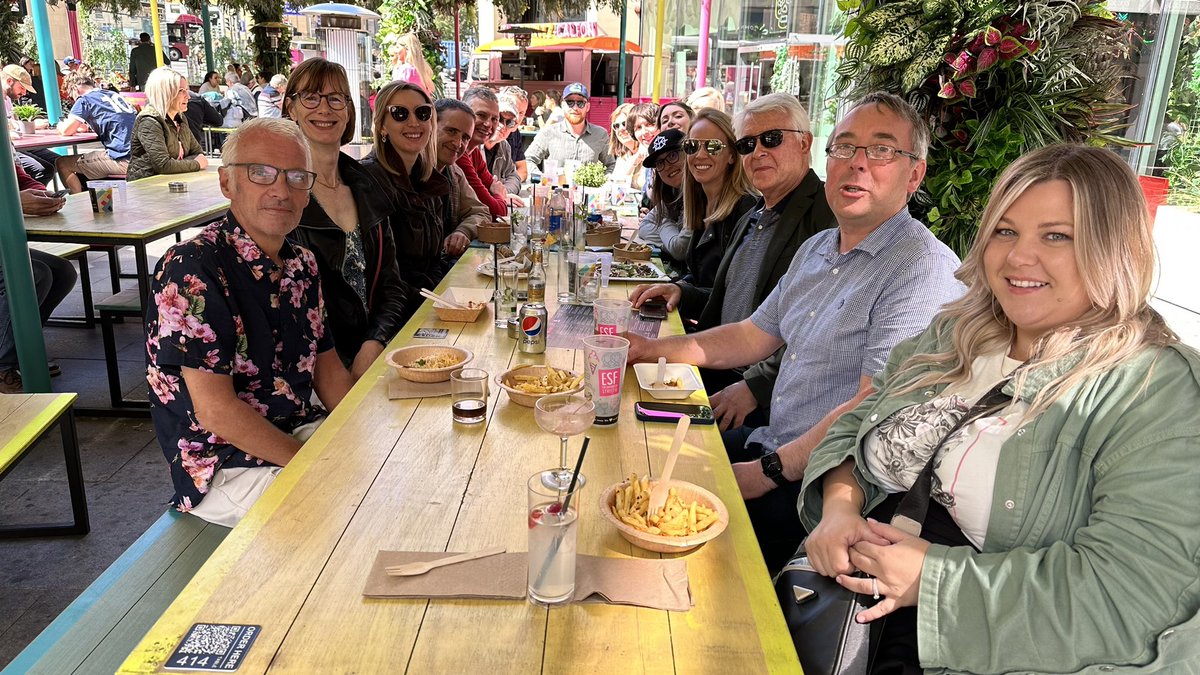 56DegreeInsight's tweet photo. Thoroughly enjoyable Summer Day Out with @JrsResearch colleagues from @jumpresearch, @smg and Redtree research at Edinburgh Street Food. Adam Kay later at the Fringe https://t.co/eZUGyIzDpT