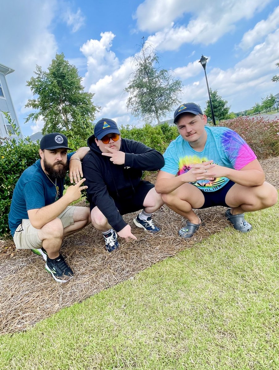 BledsoePodcast's tweet image. We’re nerding out with our best friend and special guest, Raven, this week! Tune in tomorrow while we take a deep dive into Neon Genesis Evangelion and how it includes complex spiritual symbols and demonstrates the evolution of consciousness. 🤓✨👽 patreon.com/BledsoeSaidSo