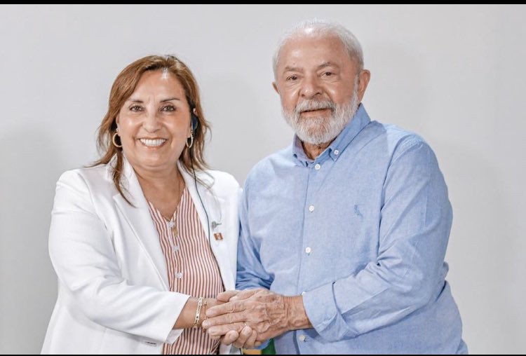 LombardoWilly's tweet photo. @esquinabaja La izquierda siempre unida! ✊🏽 https://t.co/zttUvEevwL