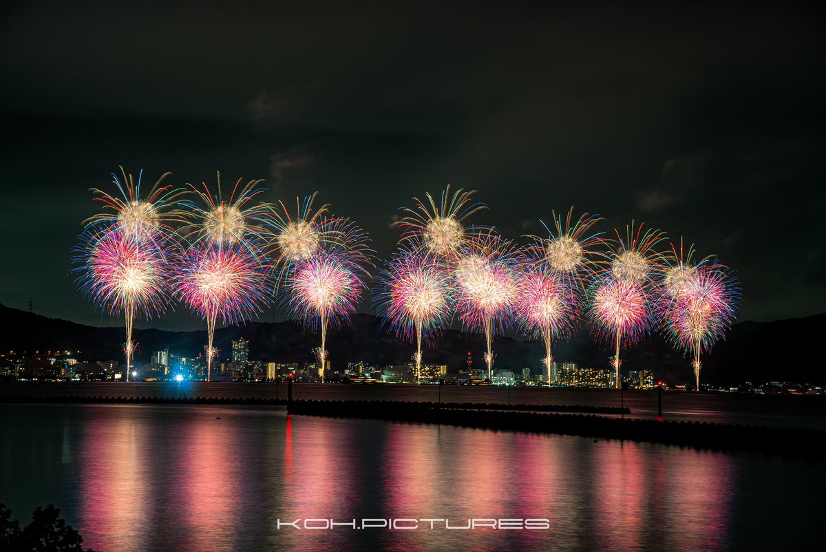 armament_s197's tweet photo. 琵琶湖花火大会🎆🎇
#琵琶湖花火大会
#花火 https://t.co/kGnap1qxON