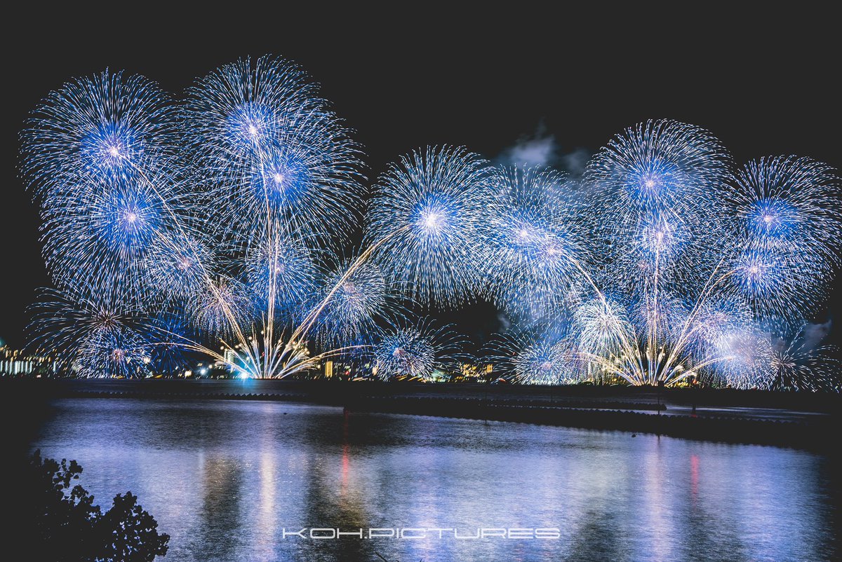 armament_s197's tweet photo. 琵琶湖花火大会🎆🎇
#琵琶湖花火大会
#花火 https://t.co/kGnap1qxON