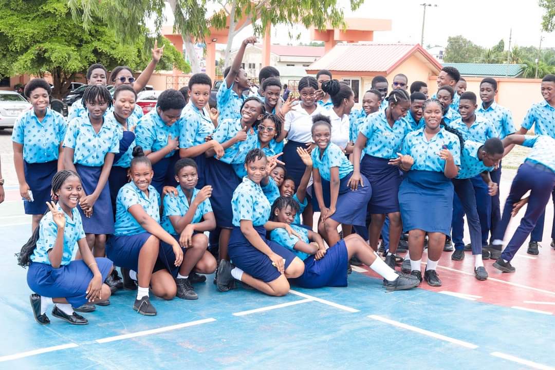 Fountainhead_CS's tweet photo. We pray that as our final year students begin their BECE Today God will give them victory.🙏🏻 https://t.co/oSXl09m01t