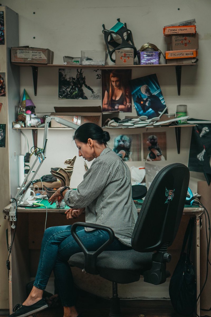 fenindom's tweet photo. Just some random and precious moment from our workshop ❤️

Good chance to remind you that our business is still very small, and every piece is made specially for each customer https://t.co/eUUs8O9MuX