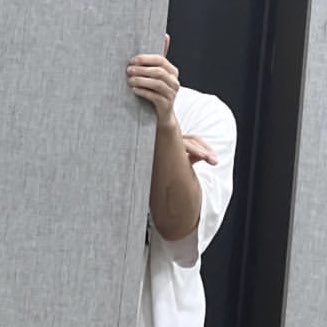 iykmhb's tweet photo. #김범타투 
                                                            >>new!<< https://t.co/Ug4dUHcOJ0