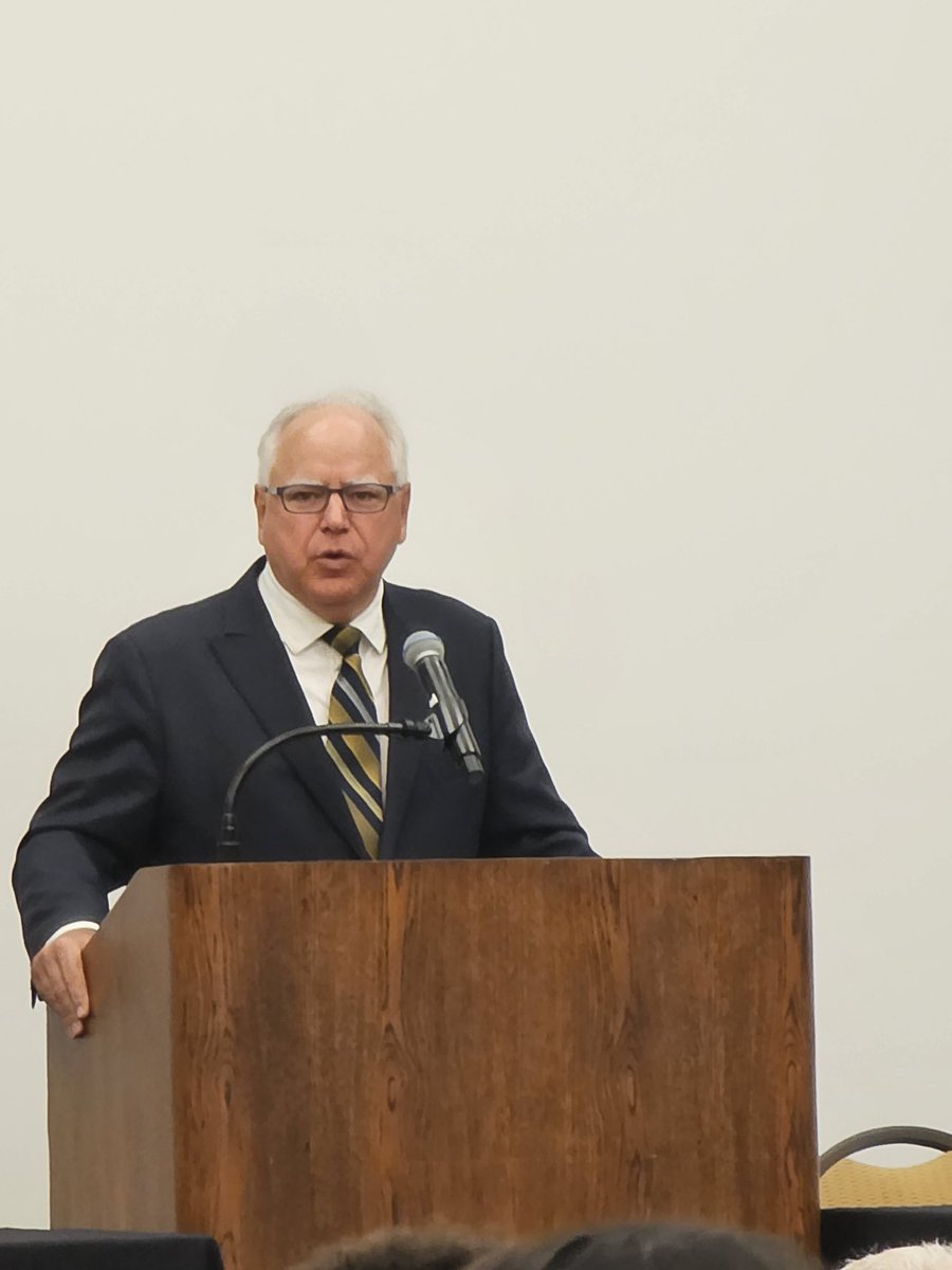 @GovTimWalz starts off the #MNDeptEd #mnMASA Back to School Conference. So many things to look forward to this year. @WarroadS is excited for 2023-24!