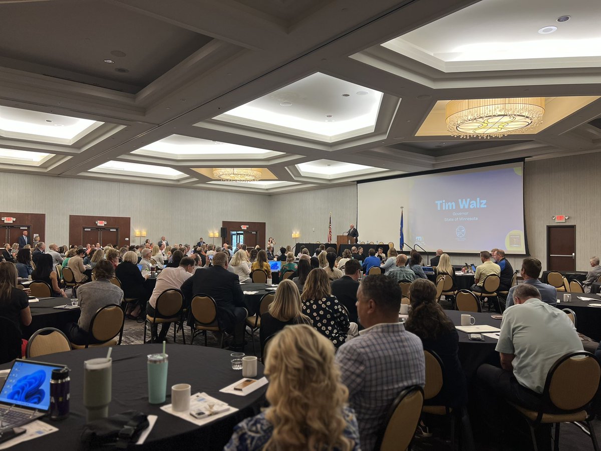 MNAssocSchAdm's tweet photo. Special thank you to @GovTimWalz for speaking to our school administrators this morning! 👏 👏 #mnMASA #MNDeptEd https://t.co/iJ9axOMtCT