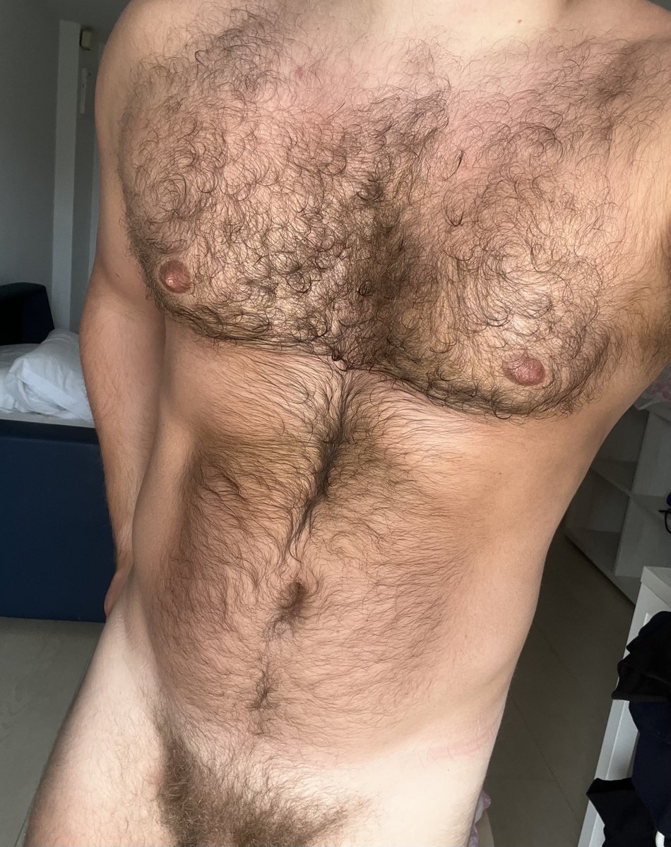 How’s my tan? RT for the full pic 🍆